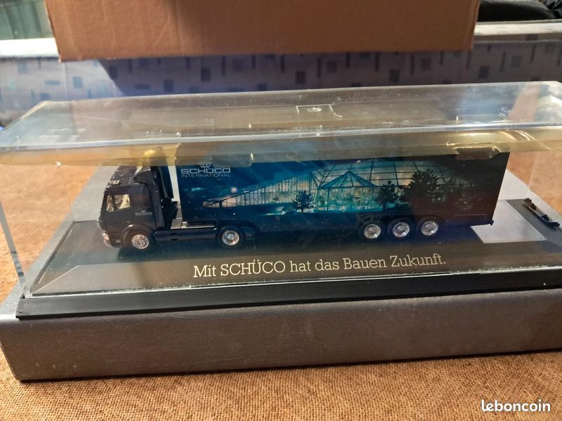 Miniature Voiture Mercedes-Benz GLA Classe 1:87 Herpa - Écrin Concessionnaire, Occasion