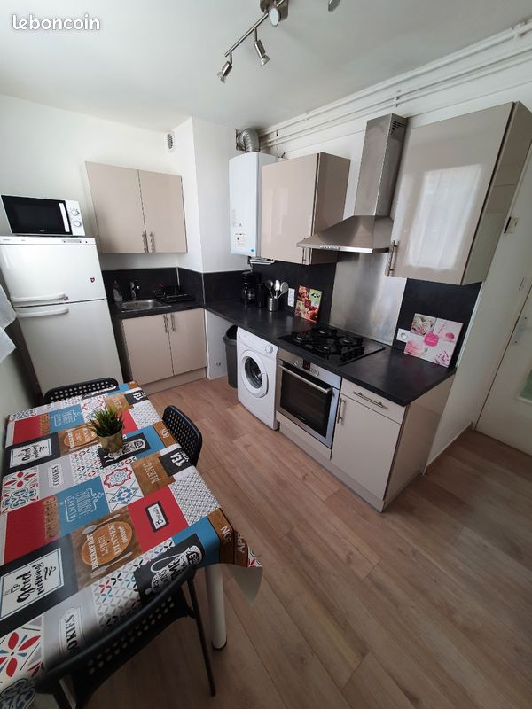 Appartement 4 pièces 60 m² · à Grenoble · 60 m² · 970 €