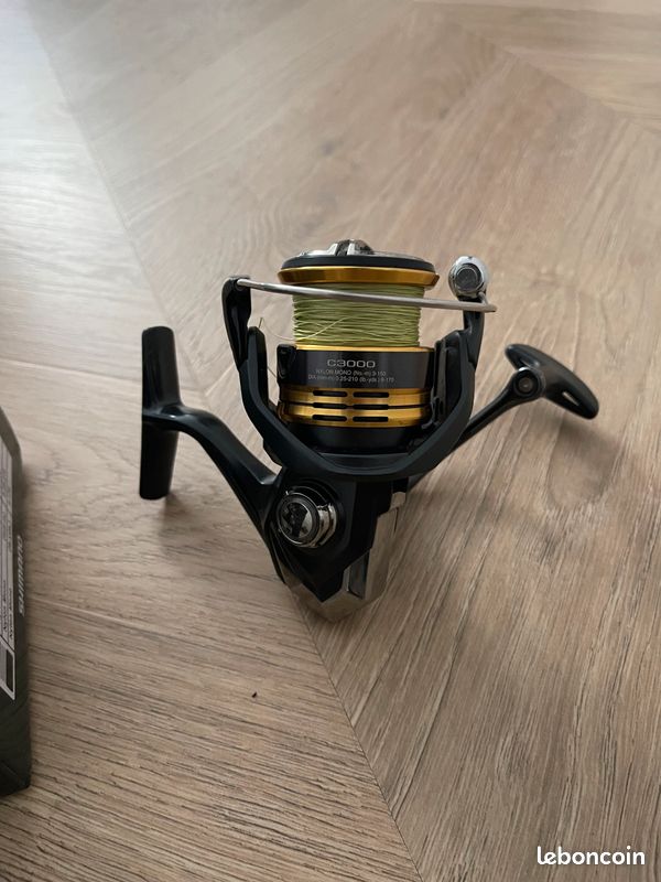 Moulinet De Pêche SHIMANO Sahara FJ 2000 - Fiable Et Léger - Pour Pêche Loisir