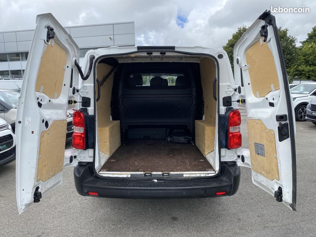 Citroen Jumpy Fg XL 2.0 BlueHDi 120 Cabine Approfondie 6 places / Club / Camera de recul / RADAR AR (image 24)
