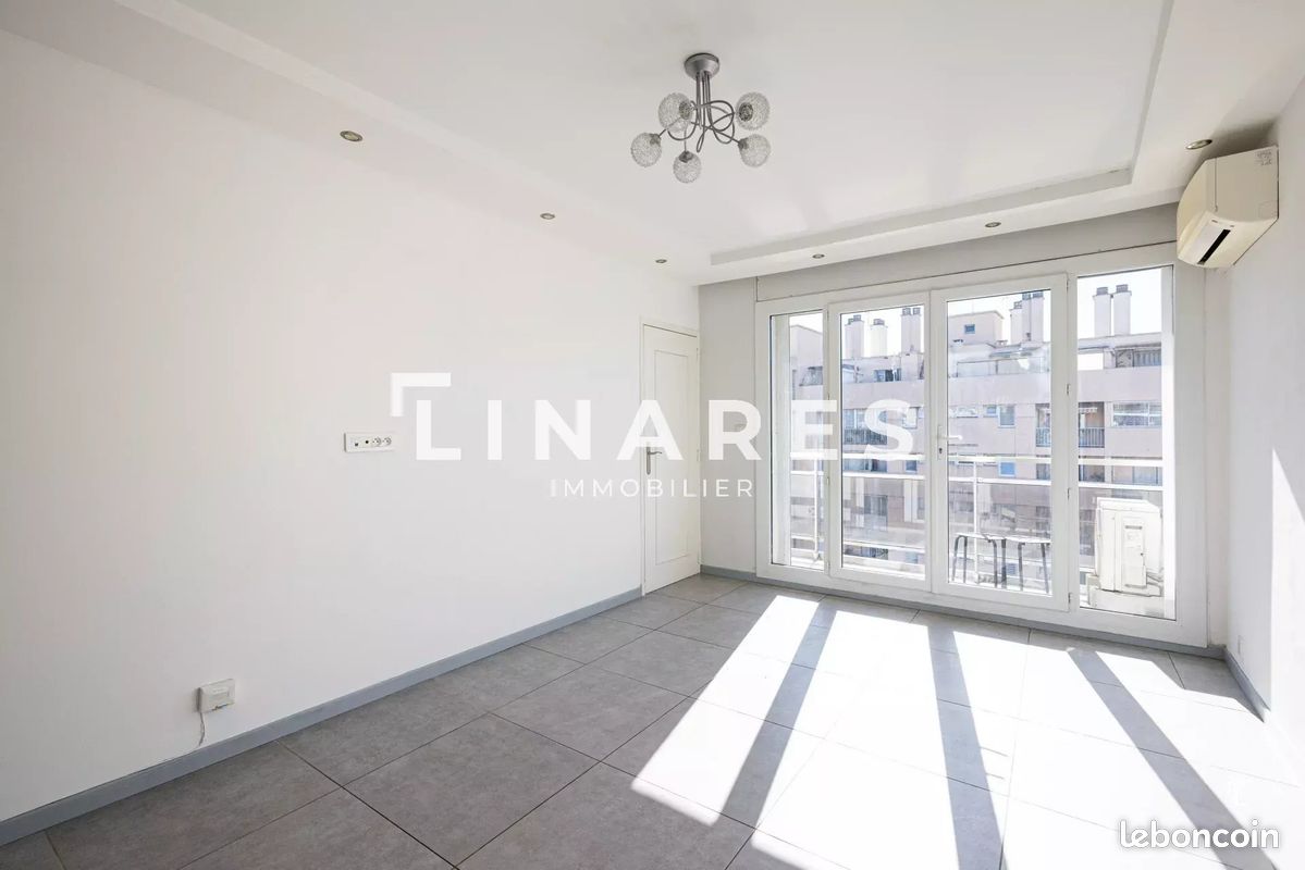 Appartement 3 pièces 55 m² · à Marseille · 55 m² · 180 000 €