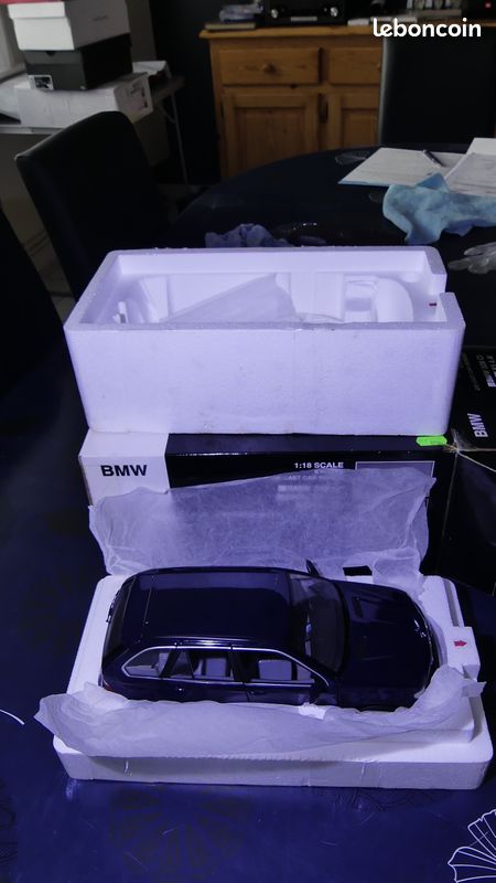 BMW X5 4.4i 2000 Rouge Métal - Kyosho 1/18 - Occasion Neuve En Boîte Promo BMW