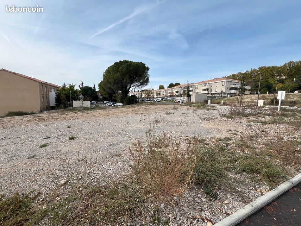 Terrain 245 m² · à Manosque · 99 500 €