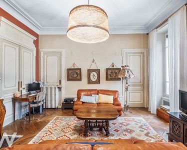 Appartement 560 000 € - 145 m²