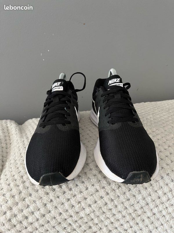 Baskets Running Nike Downshifter Taille Chaussures