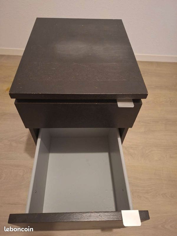 Commode (image 3)
