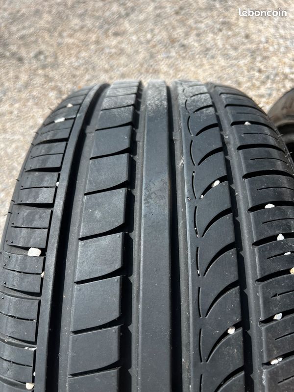 2 Pneus 215/50 ZR17 (image 2)