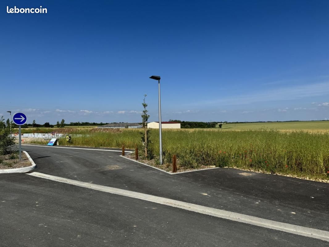 Terrain 295 m² Andilly · 72 500 €