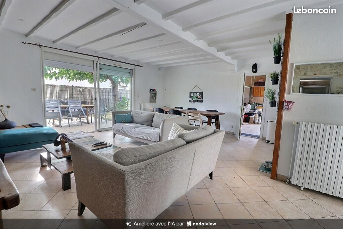 Maison 4 pièces 128 m² · à Le Taillan-Médoc · 128 m² · 335 000 €