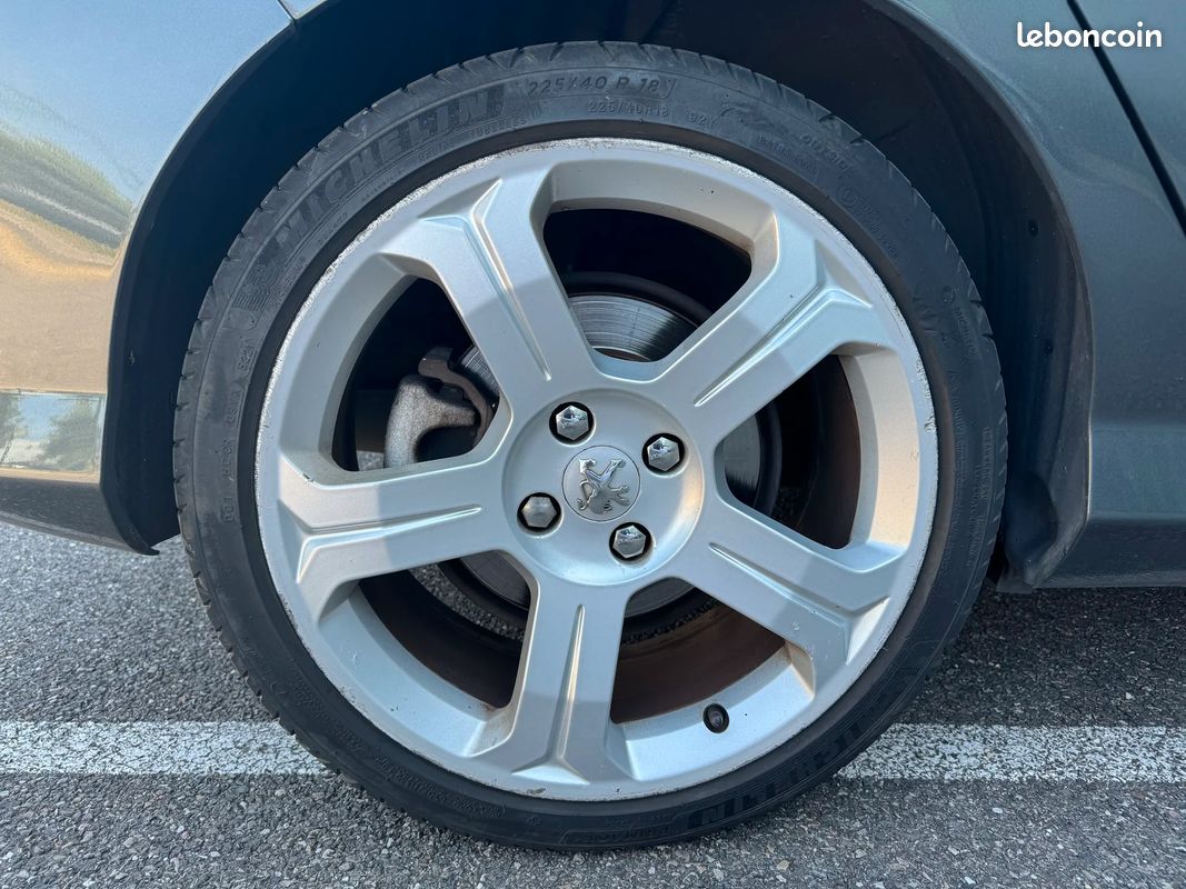 PEUGEOT 308 1.6 THP 200ch GTi (image 28)
