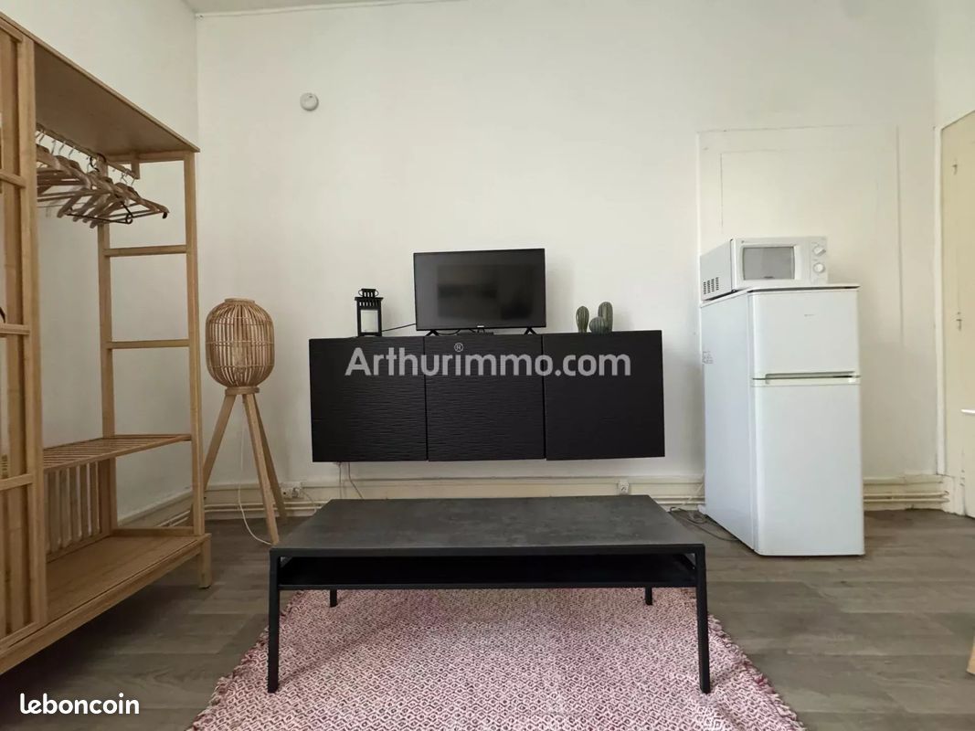 Appartement a louer lons-le-saunier - 1 pièce(s) - 19 m2 - Surfyn