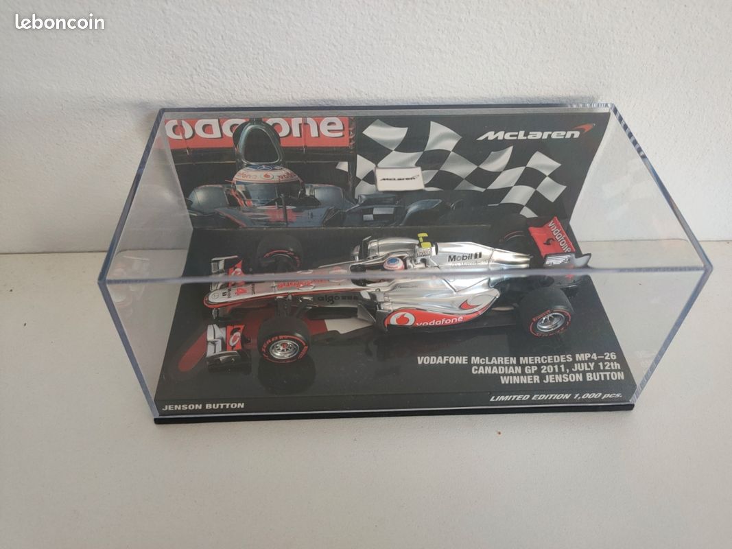McLaren MP4-26 Button - Vainqueur GP Canada 2011 - Échelle 1/43 Minichamps - Occasion