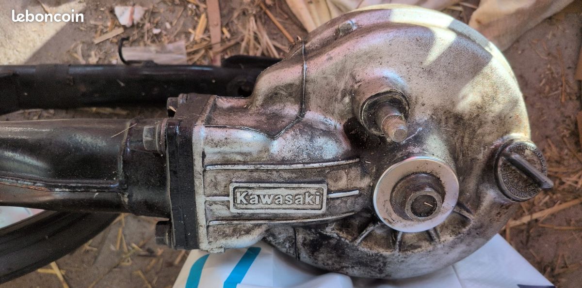 Transmission complète Kawasaki KZ 1000 ST: Cardan en roue arrière en bon état (image 2)