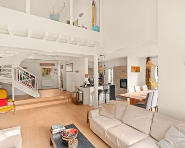 Maison 1 280 000 € - 230 m²