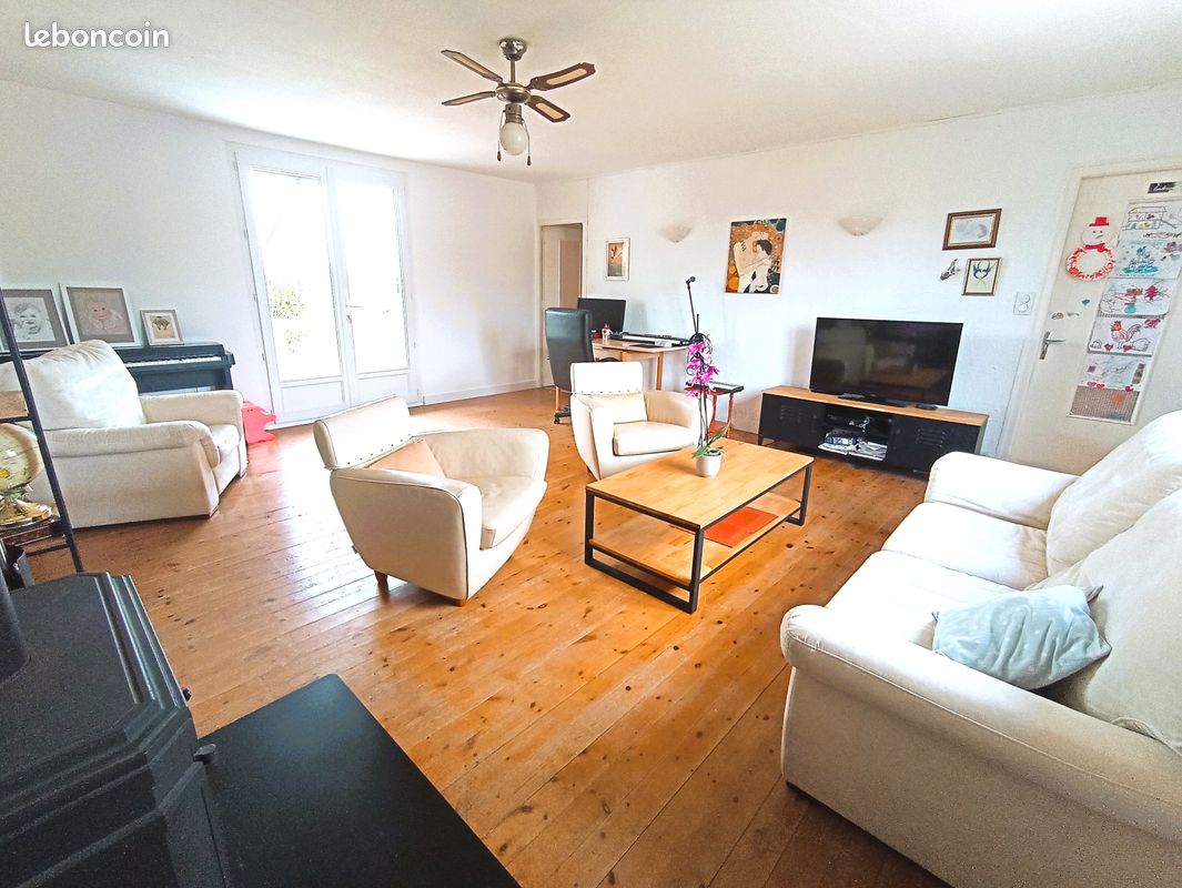 Maison 6 pièces 165 m² · à La Bretonnière-la-Claye · 165 m² · 160 000 €