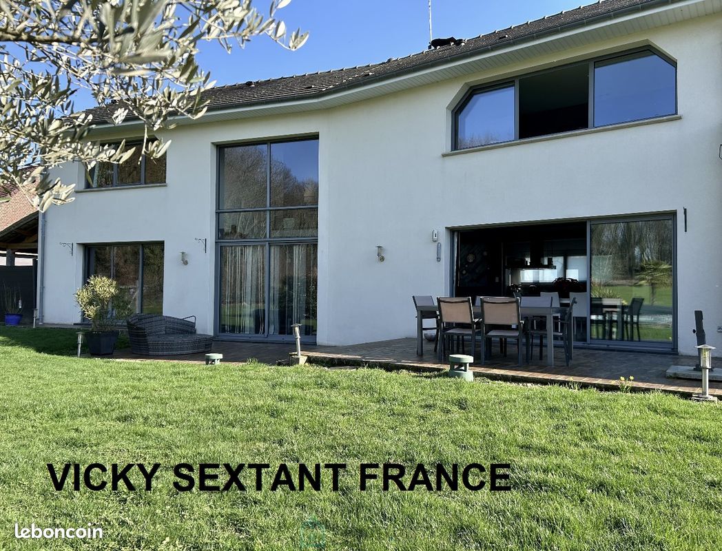 Maison 6 pièces 213 m² · à Arras · 213 m² · 454 000 €