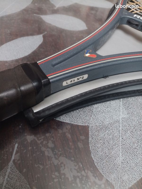 Ancienne Raquette De Tennis Rossignol F300 Carbon L 41/2 N 2