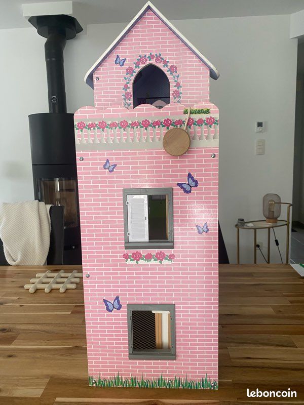 Grande maison de poupée (image 2)