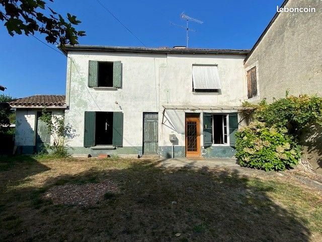 Maison 8 pièces 225 m² · à Bazas · 225 m² · 71 000 €