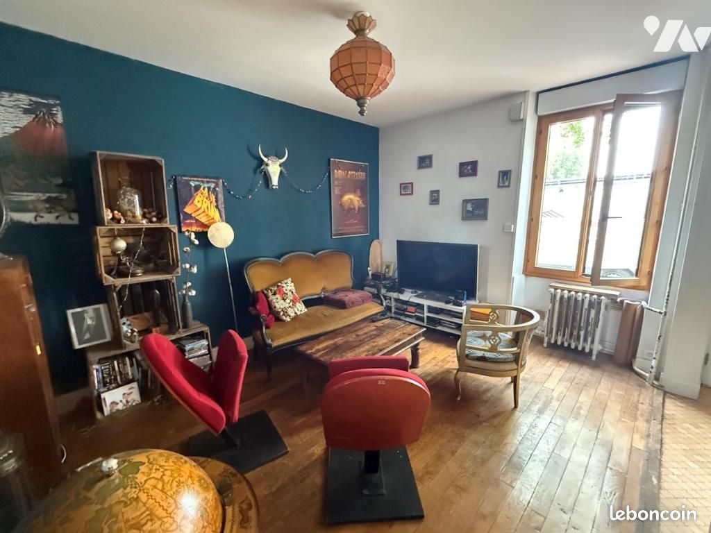 Maison 135 m² · à Laval · 135 m² · 267 240 €