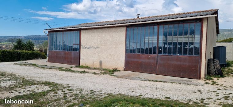 Local artisanal ou de stockage