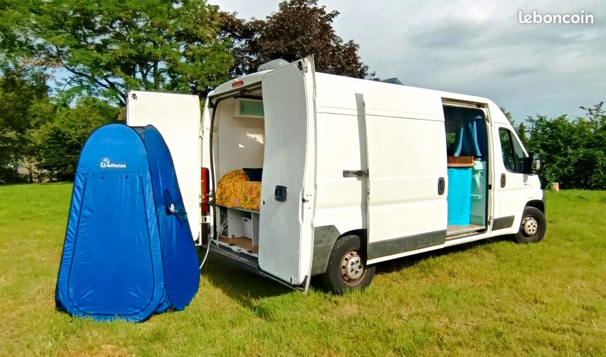 Camion aménagé autonome Van (image 3)