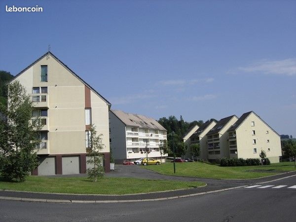 Appartement 4 pièces 80 m² · à Riom-Ès-Montagnes · 80 m² · 656 €