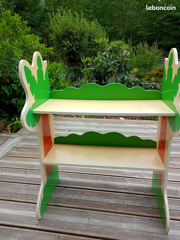 Etagere livres (image 1)
