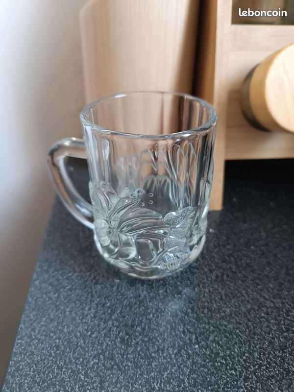 Tasses de thé (image 1)