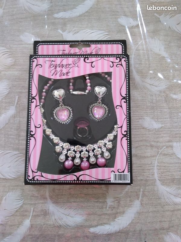 Bijoux enfant (image 1)