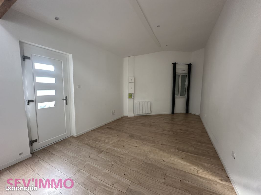Appartement 2 pièces 39 m² · à Saint-Yorre · 39 m² · 430 €