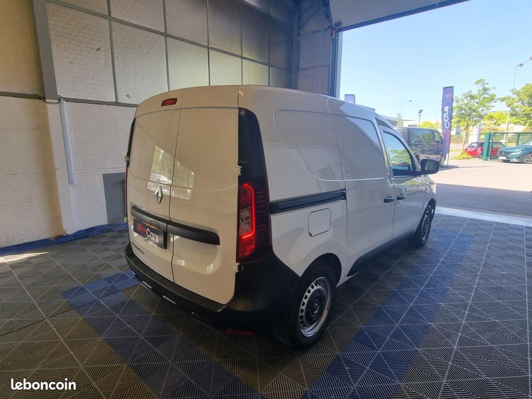 RENAULT EXPRESS 1.5 Blue dCi 95 Confort TVA Recuperable (image 3)