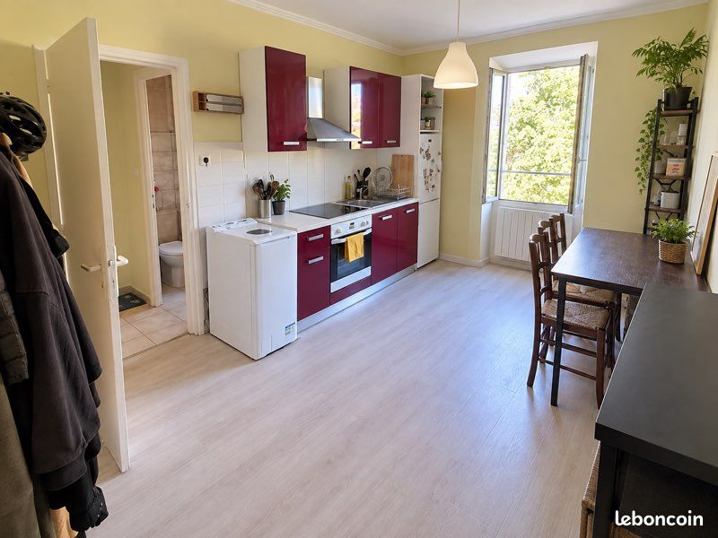 Appartement 2 pièces 41 m² · à Millau · 41 m² · 445 €/mois