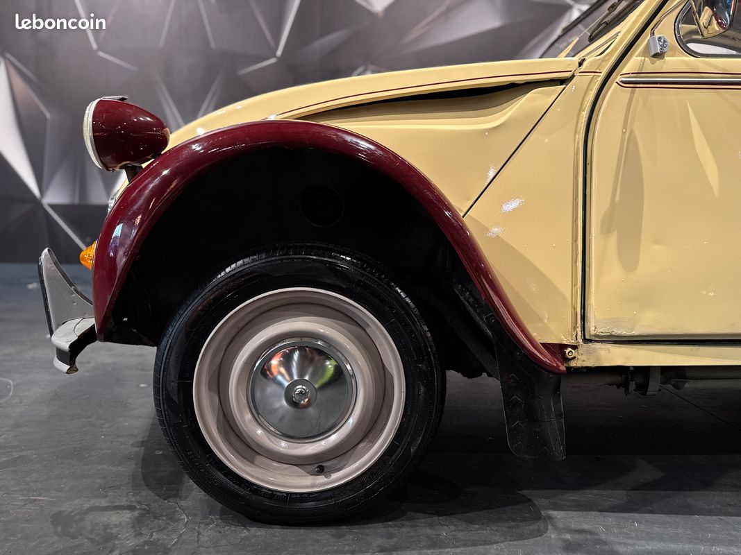 Citroën 2CV6 Special Look Dolly 602 29 CH BVM4 1984 Capote Tissu Peinture Bicolore 2Cv 2 CV a restaurer (image 10)