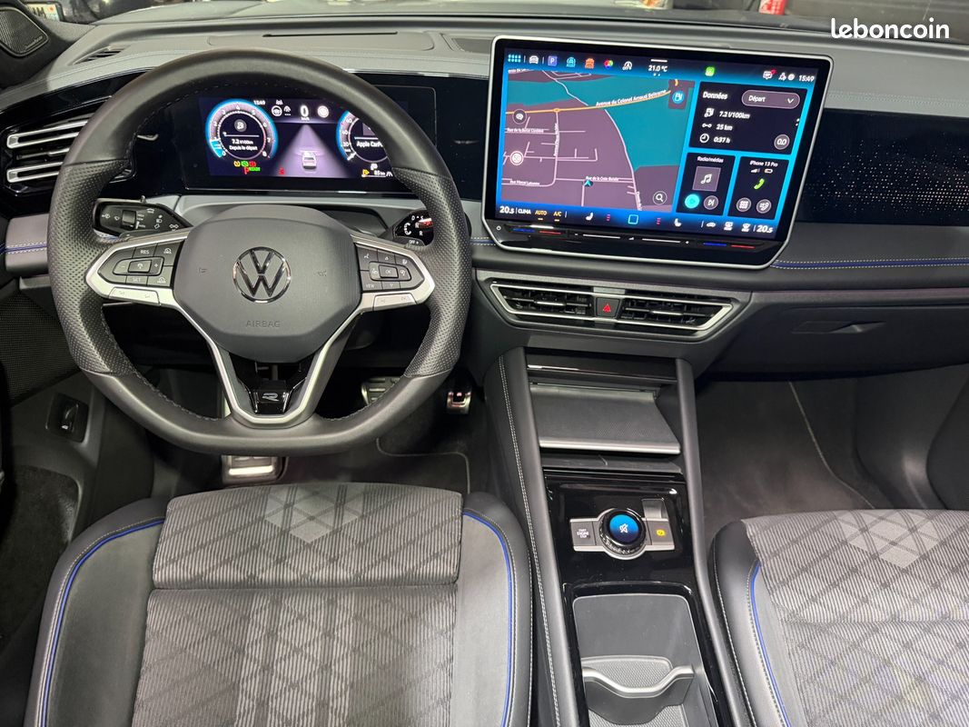 VOLKSWAGEN TIGUAN 1.5 eTSI 150ch DSG7 R-Line - Toit ouvrant / Harman Kardon / Camera 360 / Attelage (image 10)