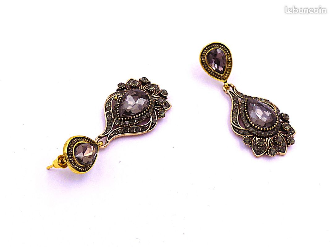 Boucles d'oreilles théâtre, cristal, métal doré (image 3)