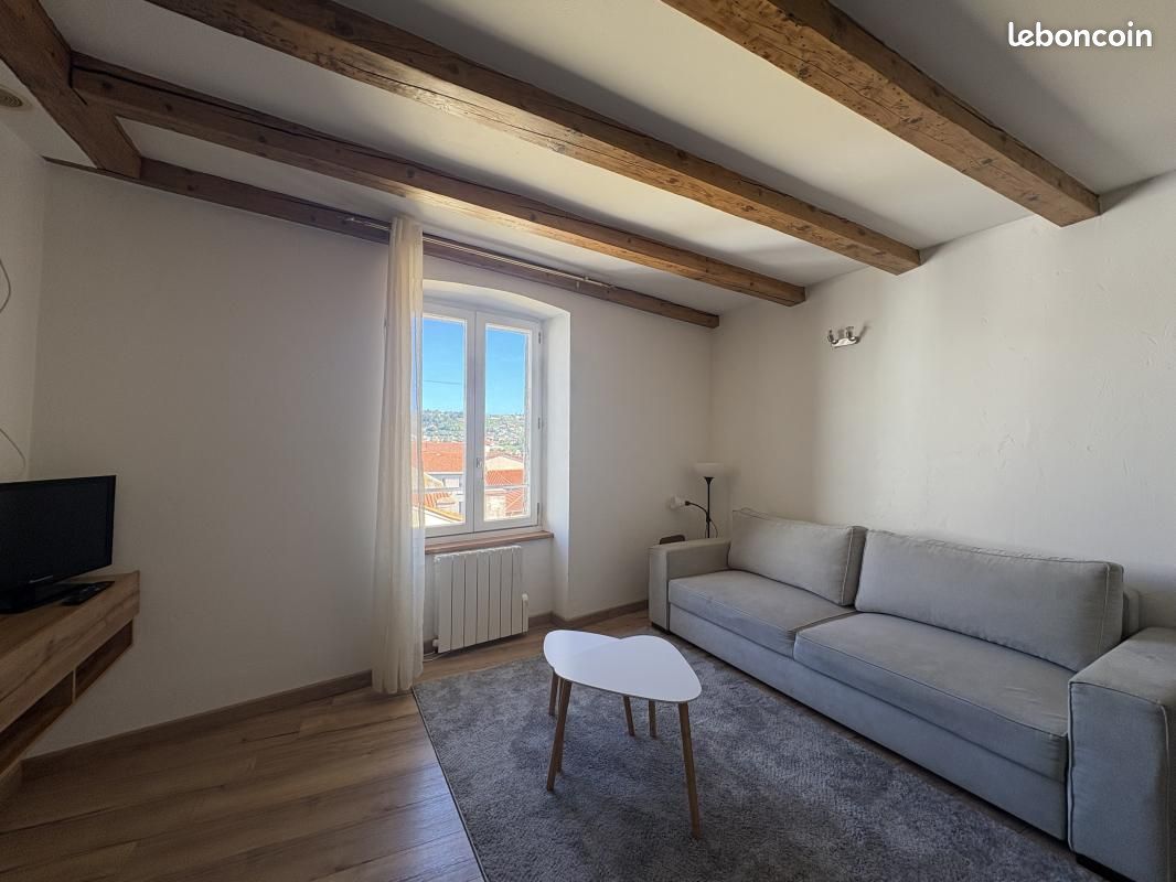 Appartement 1 pièce 17 m² · à Le Puy-en-Velay · 17 m² · 330 €