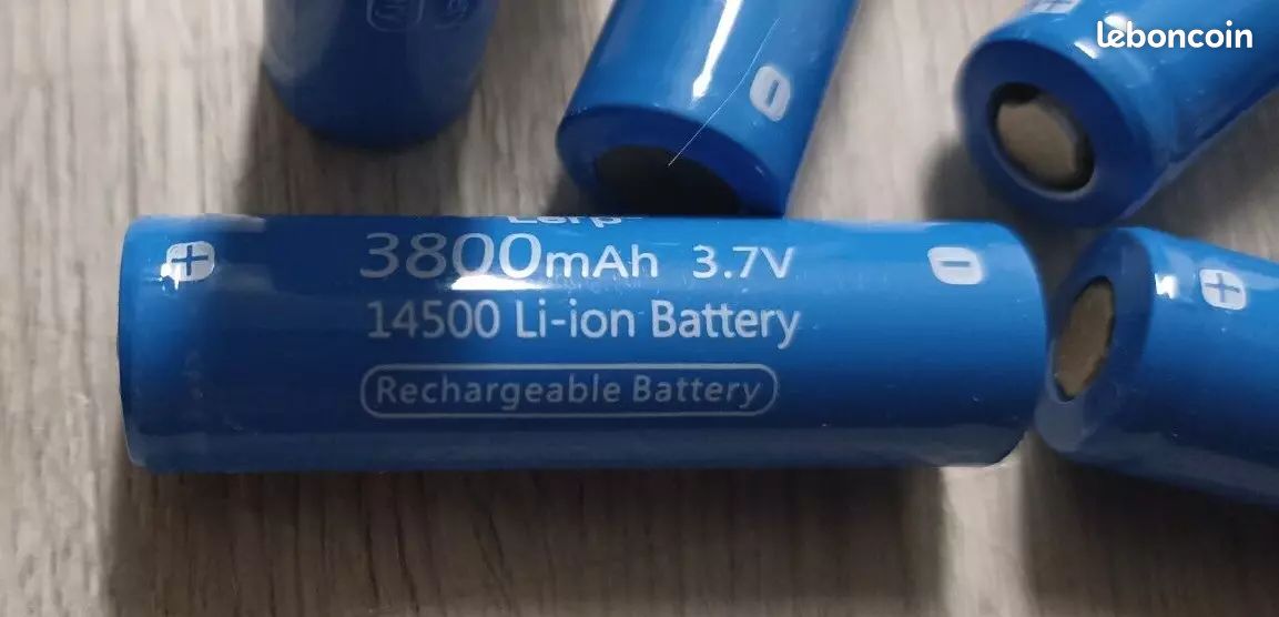 1 PILE 14500 RECHARGEABLE 3800 mAh LI-ION 3,7 V. Livraison en Suivi