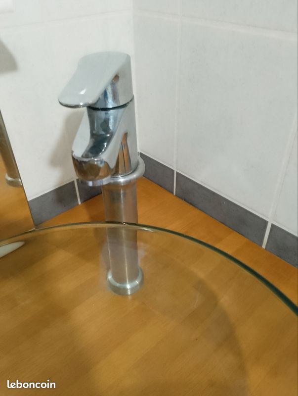 2 vasques salle de bain (image 1)