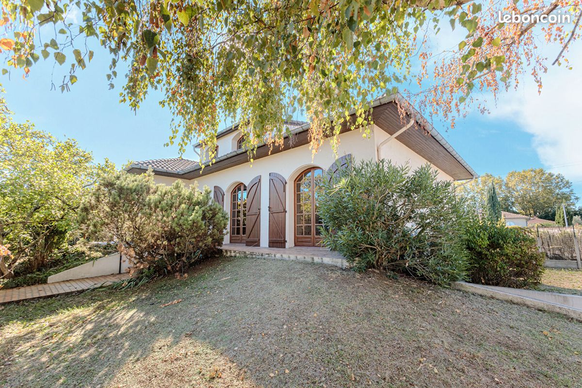 Maison 6 pièces 199 m² · à Fonbeauzard · 199 m² · 378 000 €
