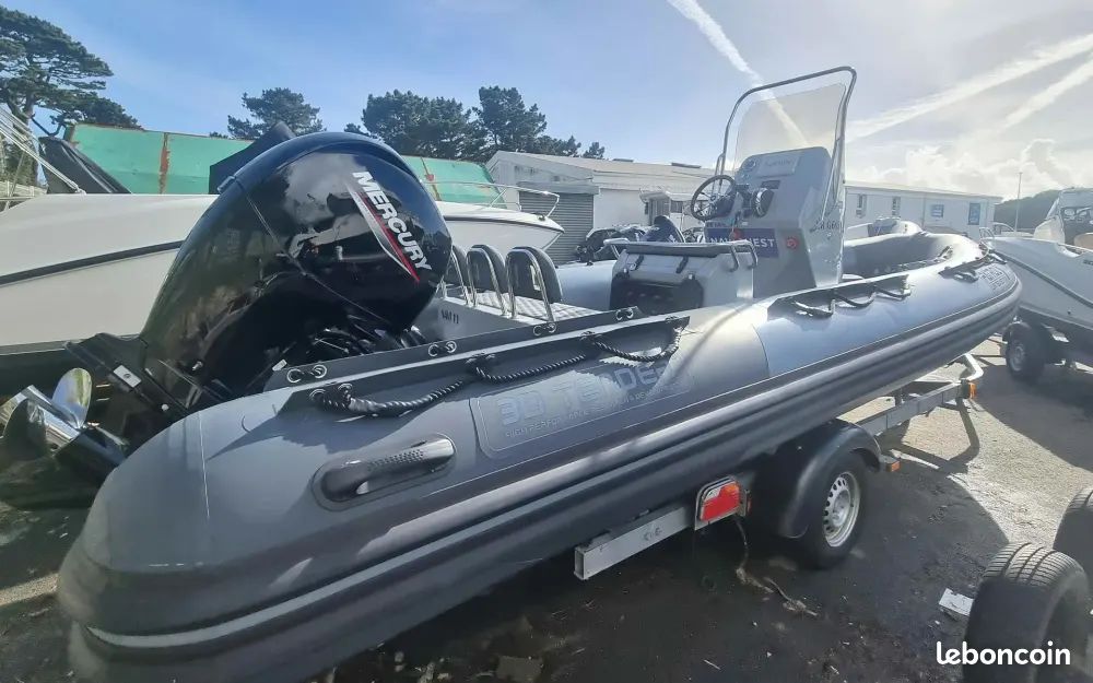 3D Tender Patrol 650 hypalion (image 1)