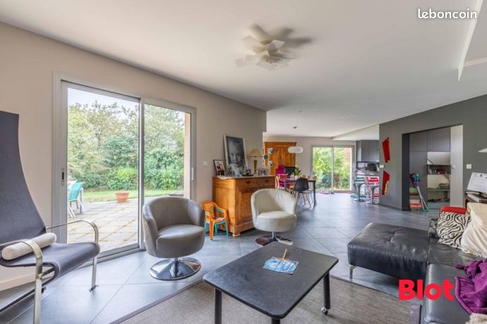Maison 7 pièces 169 m²