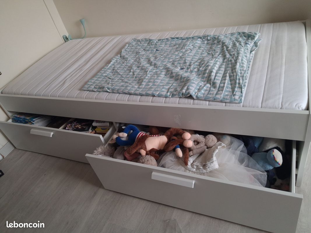 Lit simple, matelas et sommier ikea avec tiroir (image 2)