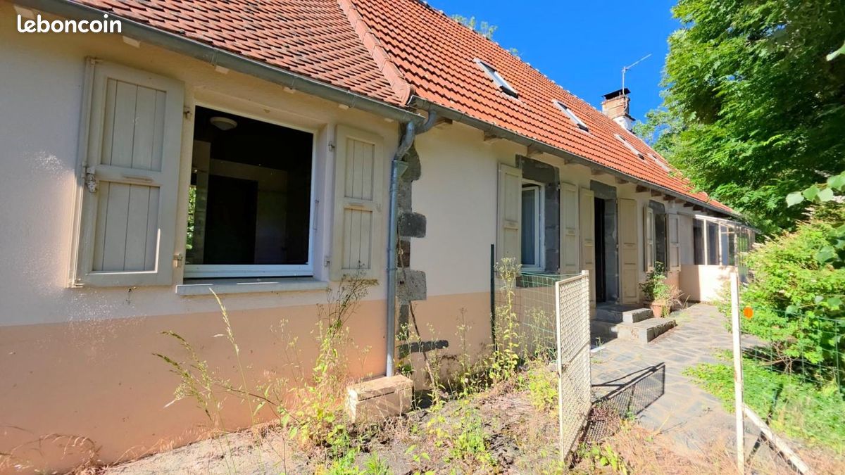 Maison 6 pièces 120 m² · à Ally · 120 m² · 99 000 €