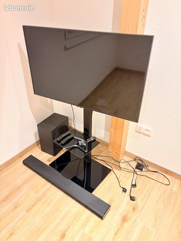 Pack Samsung TV + barre/caisson + support (image 1)