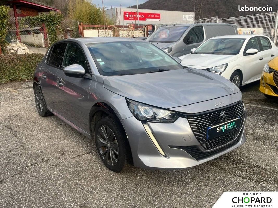 PEUGEOT 208 Electrique 50 kWh 136ch Allure (image 2)