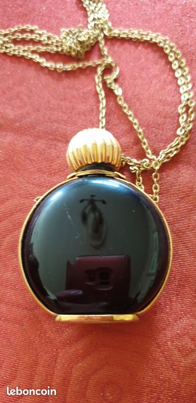 Collier (image 2)