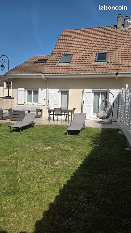 Maison 5 pièces 100 m² · à Les Alluets-le-Roi · 100 m² · 350 000 €
