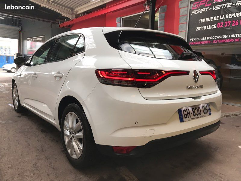 Renault megane IV (2) 1.0 tce 115 fap business (image 2)