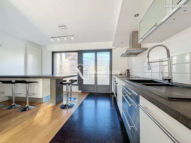 Maison 6 pièces 141 m²